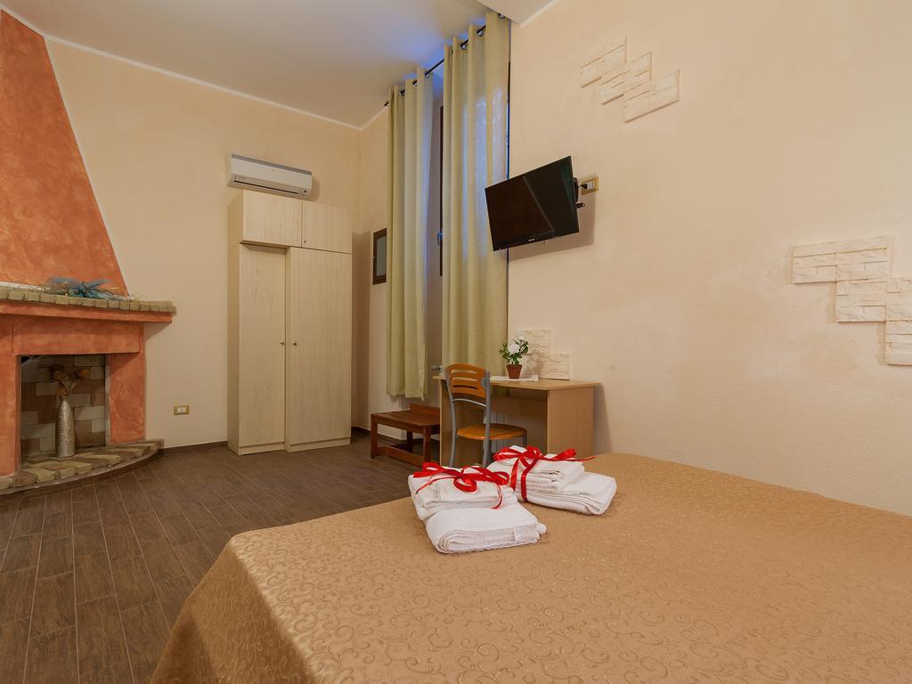 Il Borgo Panzió Cagliari Szoba fotó